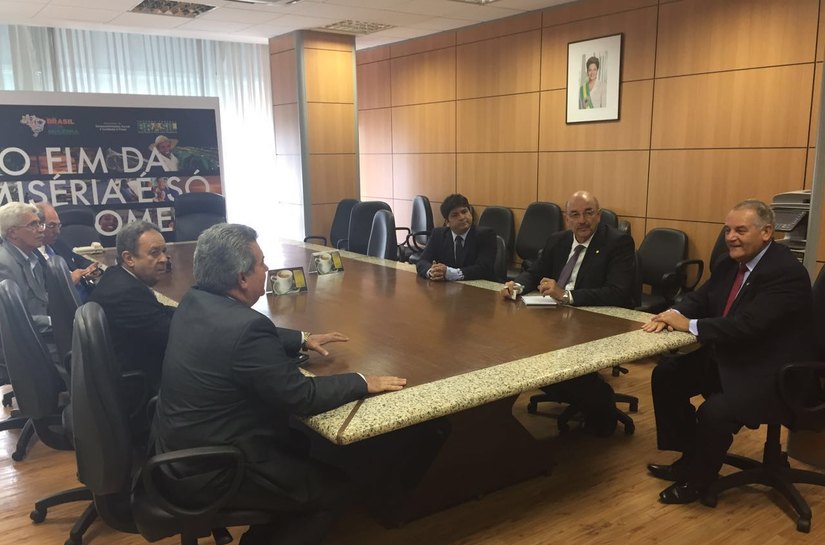 Novo ministro do MDS declara que irá priorizar Programa do Leite de Alagoas