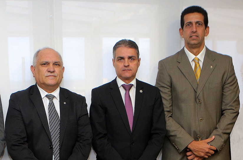 Juízes Maurício Brêda e Alexandre Lenine são empossados no Funjuris