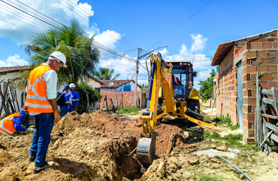 Redes de saneamento em 6 cidades de AL passam por implantação e manutenção preventiva nesta semana