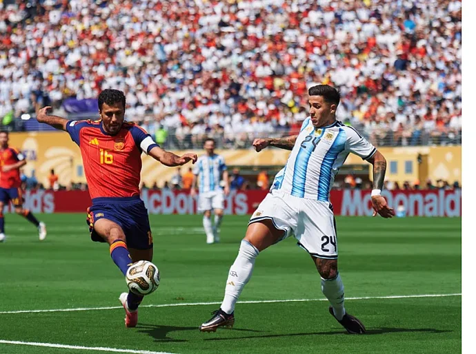 Espanha domina Argentina, vence na prorrogação e leva o bi da Copa do Mundo