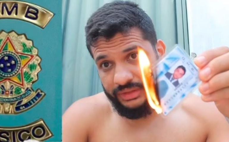 Músico pernambucano queima carteira da OMB e levanta debate nas redes sociais