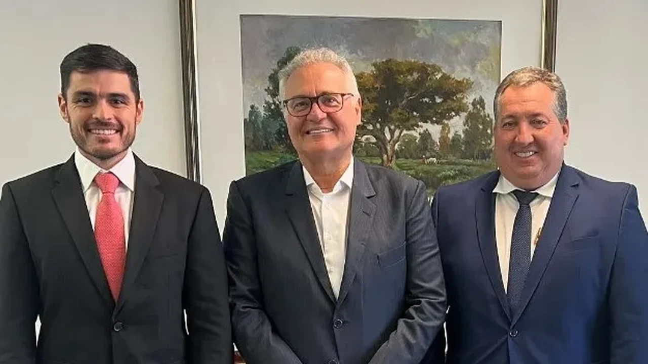 Acordo mantém filho de empresário, ligado aos Calheiros, na sucessão de Porto de Pedras em 2024