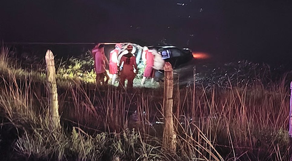 Motorista morre afogado após carro cair dentro de lago no Agreste Central Sergipano