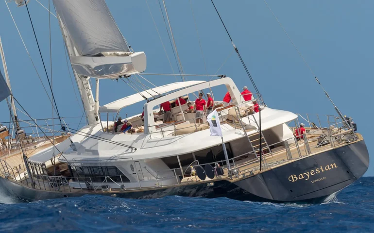 Saiba quem são os 6 desaparecidos em naufrágio de superiate de luxo na Itália