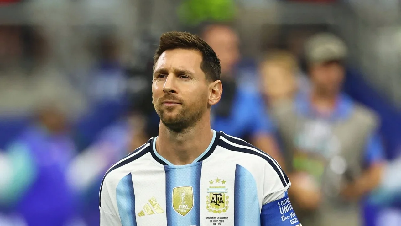Homem-Aranha leva Messi para sobrevoar Nova York em vídeo de divulgação do novo filme