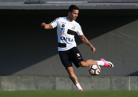 Santos prepara estreia de Nilmar na partida contra o Coritiba, no domingo