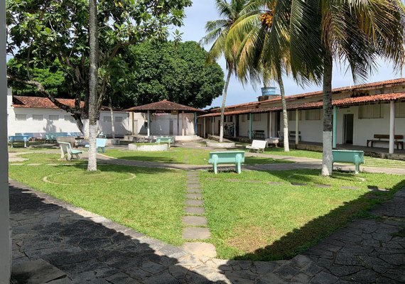 Hospital Escola Portugal Ramalho realiza celebração de Natal com usuários