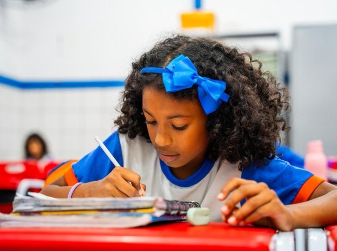 Maceió avança na alfabetização na idade certa e alcança marca histórica em indicador nacional