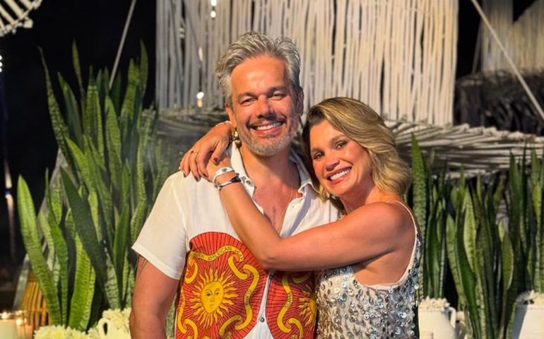 Flávia Alessandra diz que não dorme abraçada com o marido, Otaviano Costa, há quase 20 anos