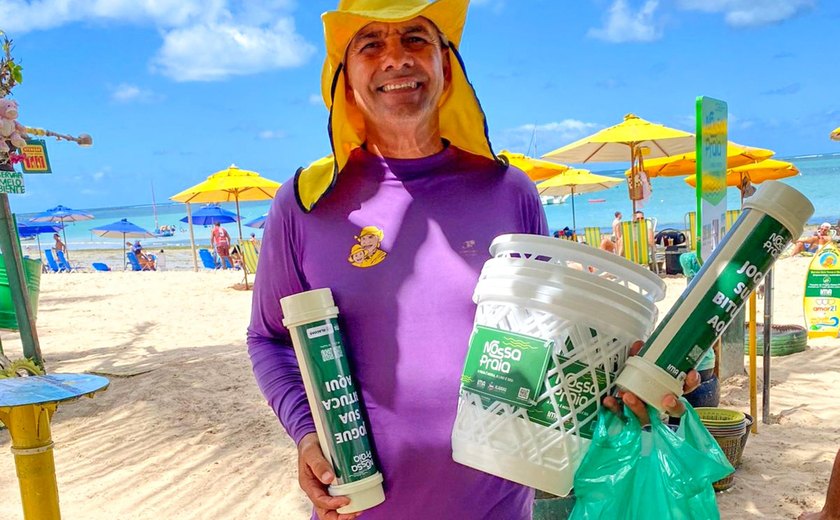 IMA instala lixeiras e distribui porta-bitucas e sacolas em praias