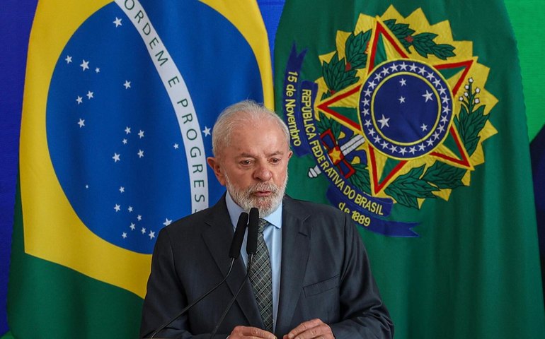 Nos 40 anos do fim da ditadura, Lula diz que os jovens precisam saber o que foi viver sob o regime