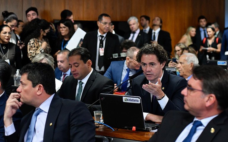 CCJ pode votar perda de imóvel usado como cativeiro em sequestro