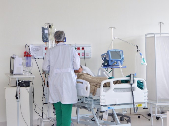 Hospital de Emergência do Agreste busca familiares de paciente não identificado