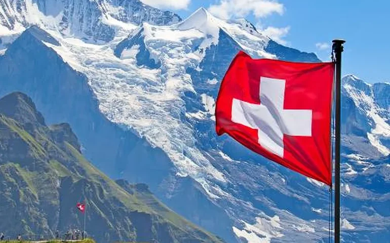 Suíça tenta evitar tarifa dos EUA e diz estar pronta para apresentar 'oferta mais atraente'