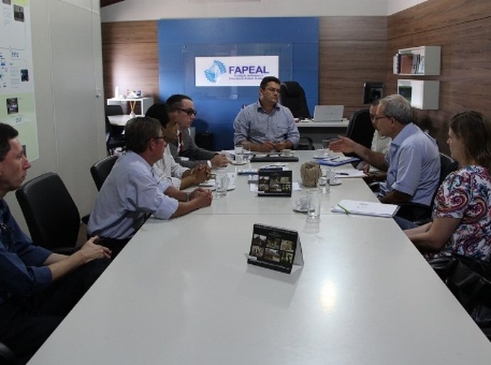 Fapeal e Uneal avaliam implantação de Doutorado Interinstitucional