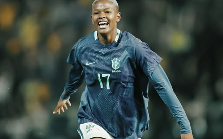 Brasil cai de desempenho, mas vira sobre Japão e mostra que novos talentos podem suceder Marta