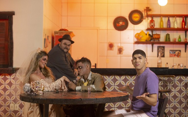 Zé Vaqueiro emplaca clipe do hit &#8220;Fim da Noite&#8221; no TOP vídeos em alta do Youtube com apenas três dias do lançamento