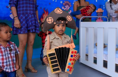 Creche Cria Grota do Cigano promove festa junina para alunos e pais