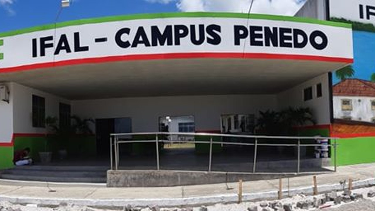 Ifal abre chamada pública para aquisição de gêneros das agricultura familiar em Penedo