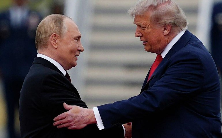 Putin e Trump discutem Ucrânia e relações bilaterais em telefonema