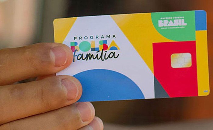 Usuário pode ser suspenso do Programa Bolsa Família se não sacar o dinheiro Usuário pode ser suspenso do Programa Bolsa Família se não sacar o dinheiro