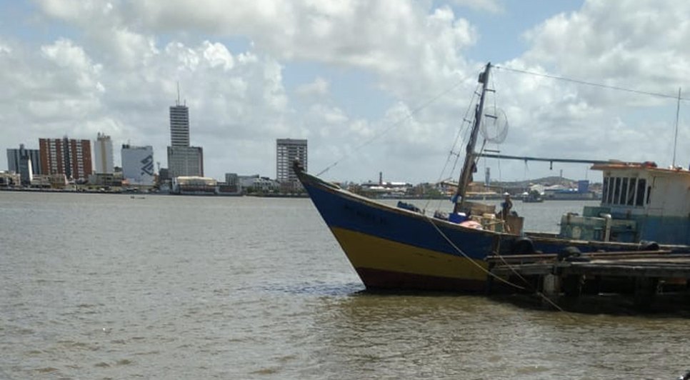 Criança morre afogada após cair de embarcação no Rio Sergipe / Foto: Foto: Portal A8SE/Reprodução