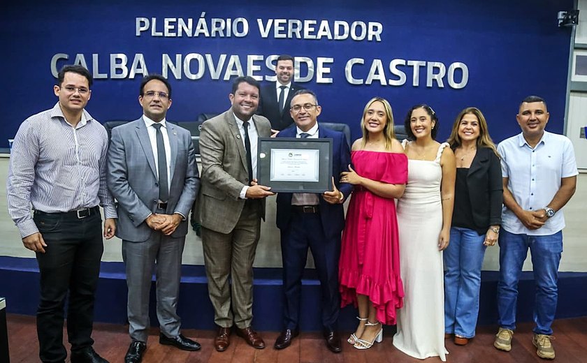 Câmara concede Título de Cidadão Honorário ao vereador Luciano Marinho