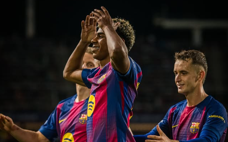 Barcelona se reabilita na Champions, arrasa Olympiacos e vai empolgado para clássico com o Real