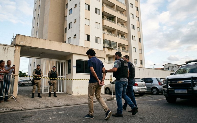 Polícia prende namorado de ex-candidata a miss na Bahia após morte em queda do 13º andar