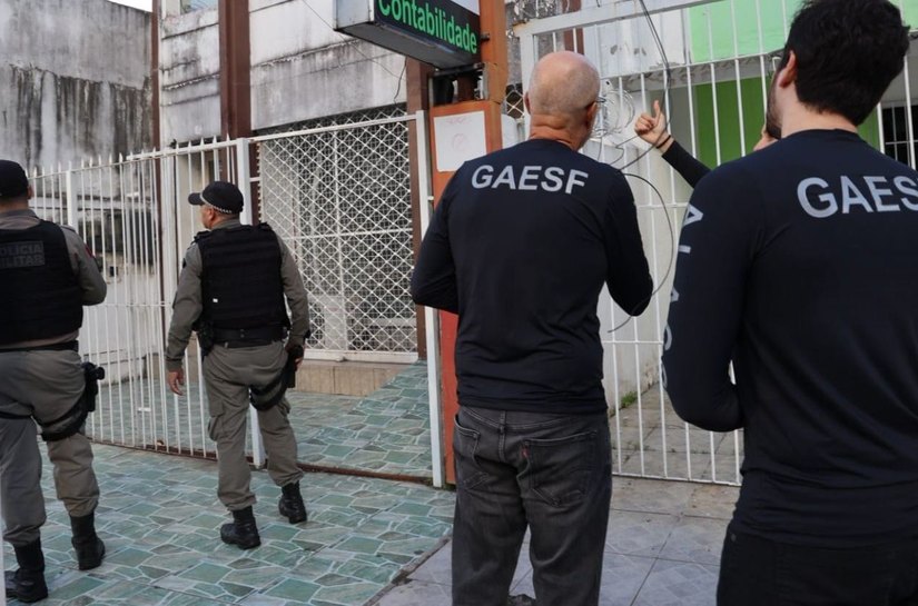 “Operação CERES”: Gaesf cumpre mandados de busca e apreensão contra Orcrim suspeita de fraudes fiscais e societárias e falsificação de documentos em Maceió e Arapiraca
