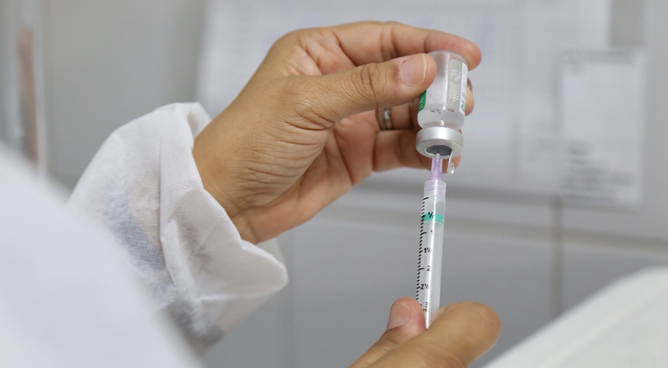Segunda dose da CoronaVac começa a ser aplicada neste sábado, 24