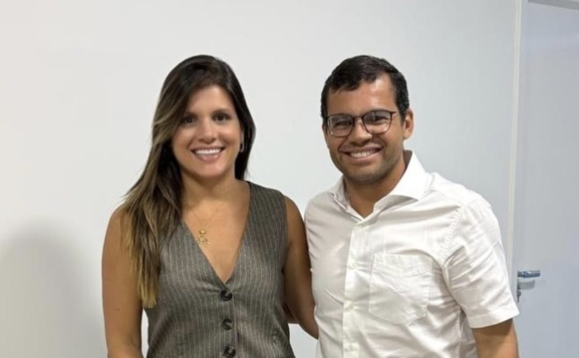 Prefeita Marcela Gomes leva demandas do município de Novo Lino ao deputado Gilvan Barros Filho