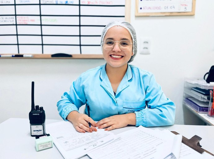 Nutricionista do Hospital Ib Gatto destaca a importância da hidratação e da alimentação adequada no pós-Carnaval