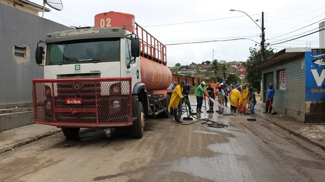 Cooperativa promove mutirão para ajudar população afetada pelas chuvas em Alagoas