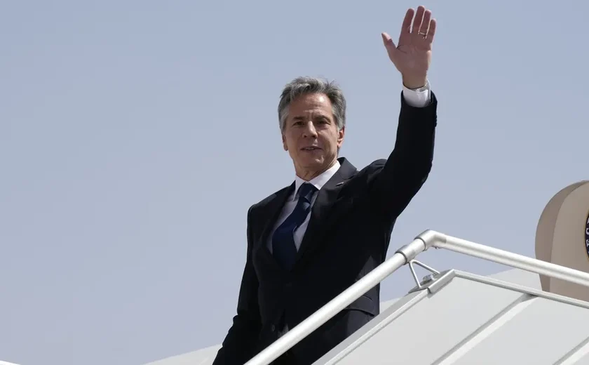 Secretário de Estado Antony Blinken faz viagem diplomática na América do Sul