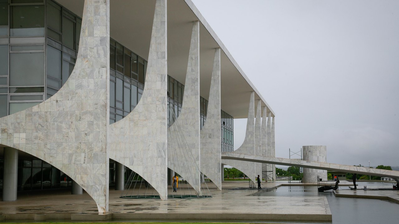 Chefe de gabinete da secretaria-executiva do GSI pede demissão