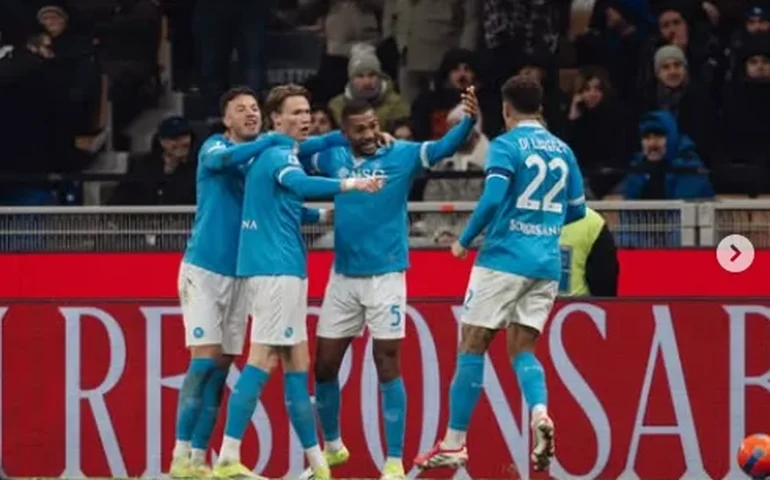 Napoli arranca empate com a Inter e interrompe sequência de vitórias do líder