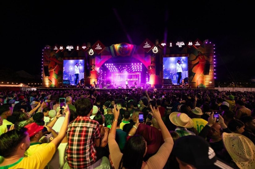 Zé Vaqueiro, Bell Marques e mais seis artistas animam a quinta noite do São João Massayó 2026