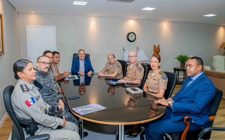 Polícia Militar apresenta balanço das ações da corporação ao governador em exercício