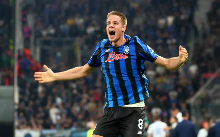 Atalanta 'esquece' PSG e derrota Club Brugge na Champions League