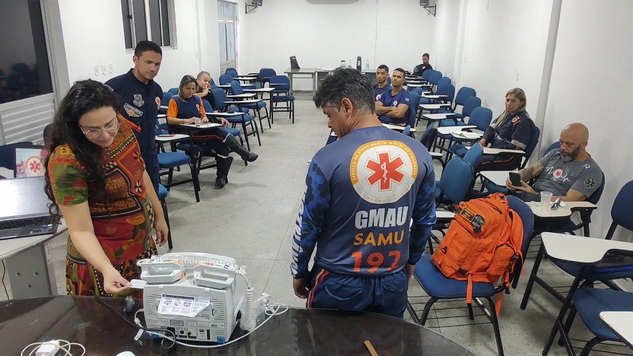 Samu Maceió promove minicurso de interpretação de ECG para equipe de saúde