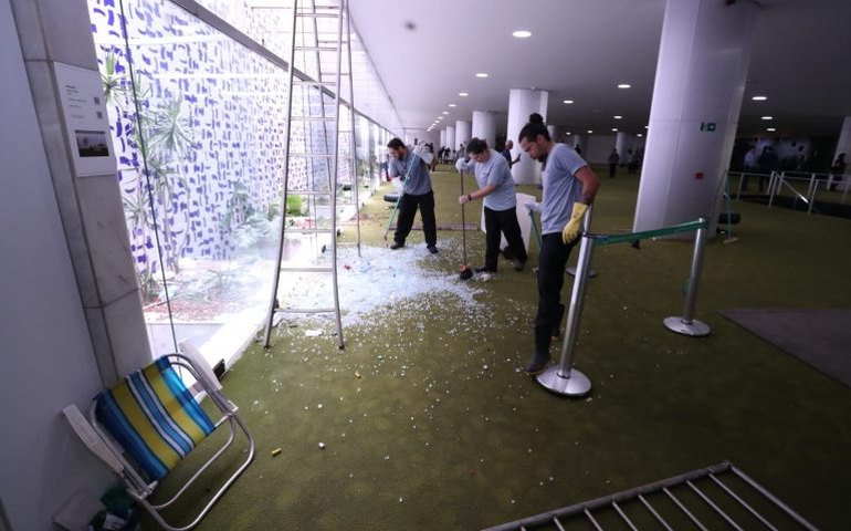 CPMI do 8 de Janeiro ouve ex-subsecretária de Inteligência da Segurança do DF