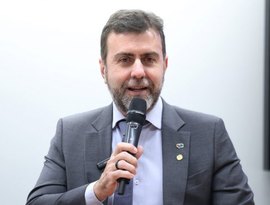 Freixo diz que acionou TSE para investigar suposta interferência da Meta a favor de Flávio