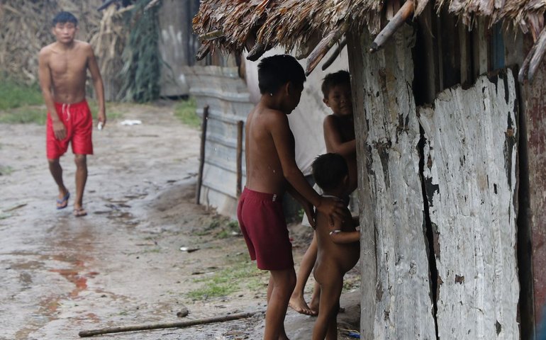 Analfabetismo atinge um em cada cinco residentes de terras indígenas
