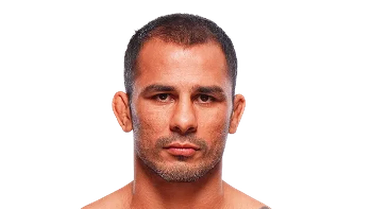 Ex-campeão, Pantoja se recupera de lesão no braço e mira duelo contra nova geração dos moscas do UFC