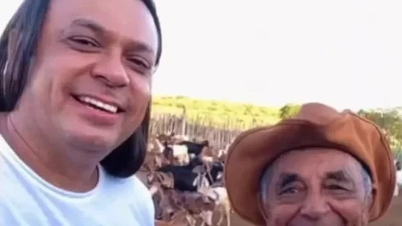 Frank Aguiar chora ao contar sobre a morte do pai: 'Não vai dar tempo de chegar para vê-lo'