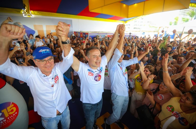 Renan Filho inaugura Comitê de Campanha em Maceió