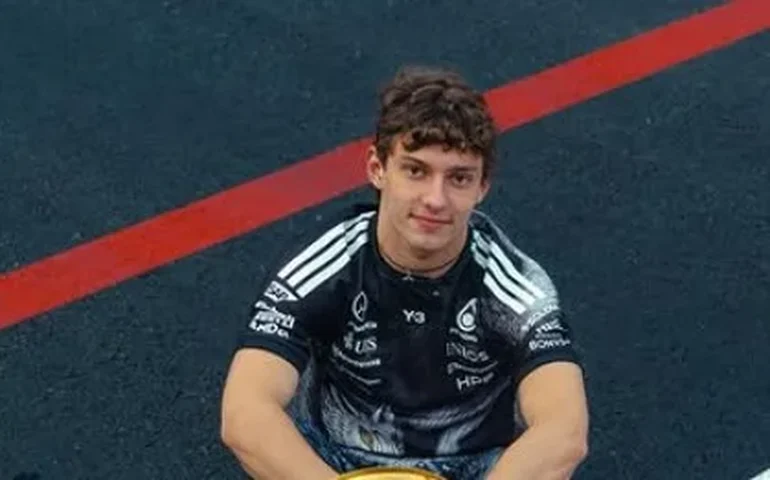 Kimi Antonelli aproveita pausa forçada da Fórmula 1 para seguir em atividade nas pistas