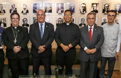 Na véspera de Corpus Christi, Judiciário recebe a visita do novo arcebispo de Maceió
