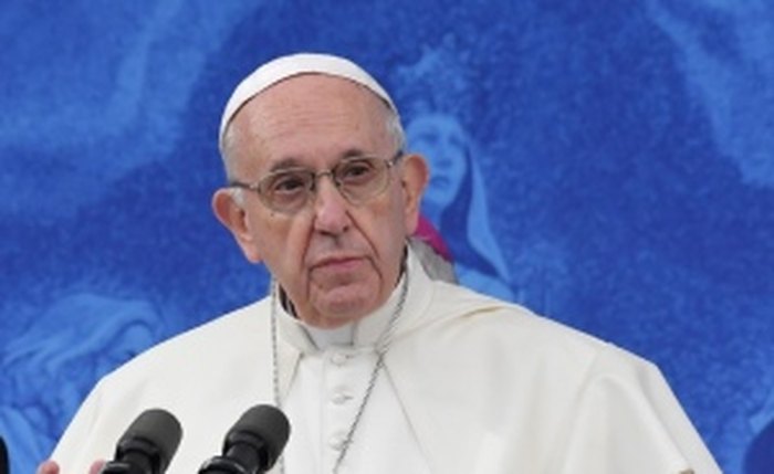 Papa Francisco torna obrigatório bispos denunciarem casos de abusos sexuais